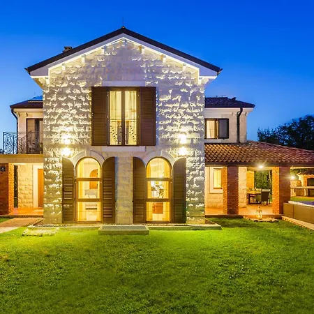 Villa Kamenica *