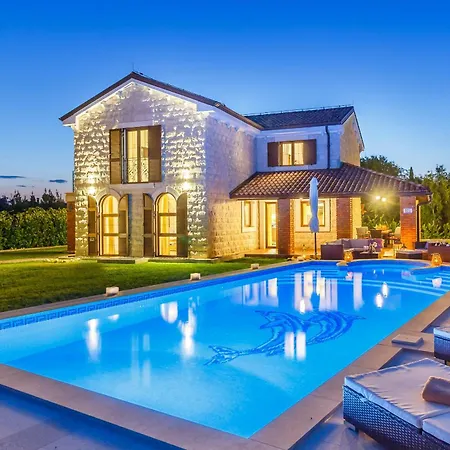 Kamenica Villa Kras